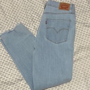 Levi 724 High Rise Straight (30)